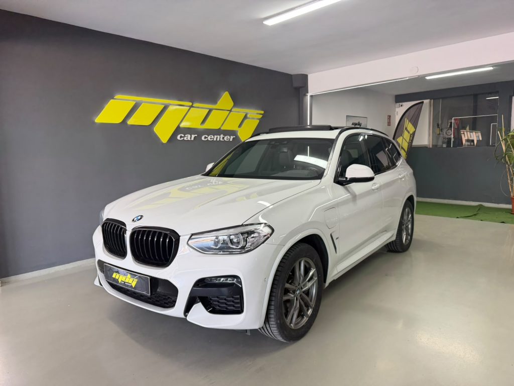 BMW X3 xDrive30e